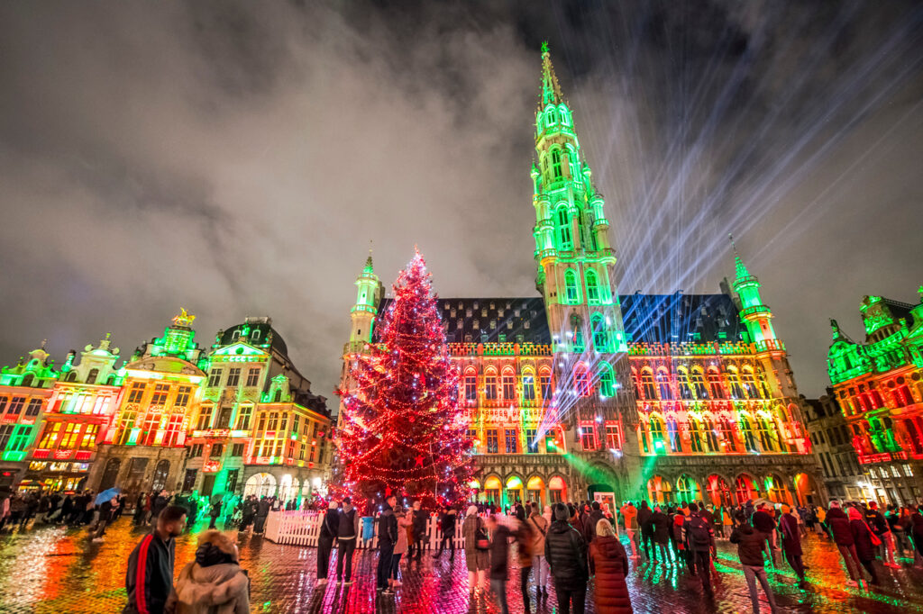 Vivez une expérience festive et pleine de vie au Marché de Noël de Bruxelles, qui se déroule du 24 novembre au 31 décembre 2023.